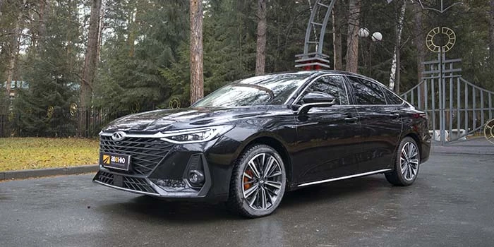 Chery Arrizo 8