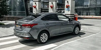 Hyundai Solaris (серый) в аренду