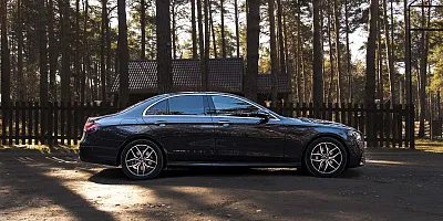 Mercedes-Benz E350 4MATIC в аренду
