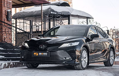 Toyota Camry XV70 (черный)