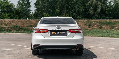 Toyota Camry 70 restㅤ в аренду