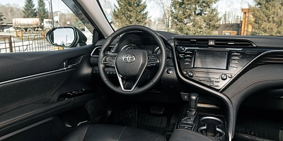 Toyota Camry 70 в аренду