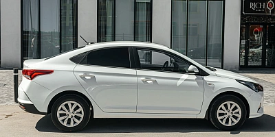 Hyundai Solarisㅤㅤㅤㅤㅤㅤㅤㅤ в аренду