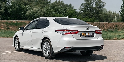 Toyota Camry 70 restㅤ в аренду
